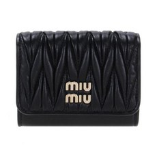 미우미우마테라쎄동전지갑