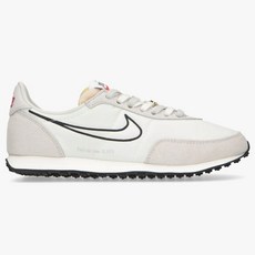 나이키와플트레이너그린