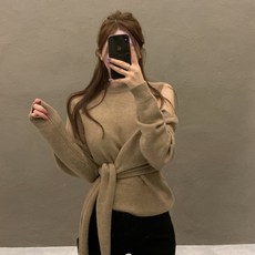 오브제스트 / 어깨트임 매듭 니트