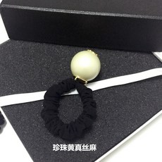a9a762f46225b2fbeaf488e9b900741f62041330af045c1b68af2640dea5.jpg