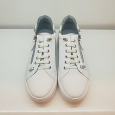 엘칸토스니커즈