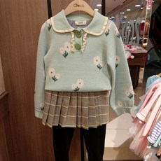 1c60a26443fa1cf4f6b0d343d680db696067b69d2474484202eda474ae22.jpg