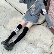 야구양말 배합 a의 tbj양말 여성유행 롱스트라이프 4개 레드그레이 긴양말 헬스 운동 야구 레그워머, C09-362블랙색 무릎을넘어간타입 4개봉 위치 위로