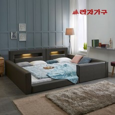 da0b22fc16ed52ad86ab72ed81ca0689df5cf39f8d708c24b6d222316c7d.jpg