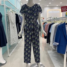 꼼빠니아점프수트