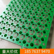 3b4e0992d1dedb9dedb0e36b5da39d87b145d6cbe16fda23c22988d955a8.jpg