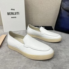 Berluti Scritt0 SS24 남성 가죽 르푸슈즈 한 발 페달 캐주얼 콩 소프트 베이스 구두 화이트 S618D-D2-W17 - 벨루티구두