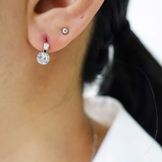 유색큐빅귀걸이