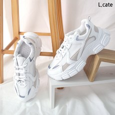 ccd3c8d1854ac813c175ad3cc814b9c079cc57f1ea3351e67d5cfe63a406.jpg