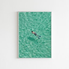 더아트컴퍼니 [오늘특가! 무료배송] 여름인테리어 감성 여름 바다 힐링 해변 풍경사진 포스터 60종 홈인테리어 카페 스튜디오 물멍액자 물그림, 1. Swimming Boy A