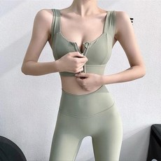 faad40d99a9678cbf3f66cbb19170354a8350e9e4cd705733c3d0e46387b.jpg
