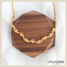 우노아레목걸이