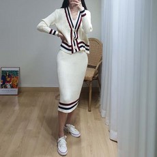 f933ec783c4ab43ec4dabd9c7d6baebf68543e973660b3eb1a8e3f57c361.jpg