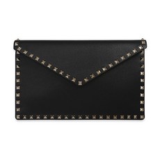 발렌티노락스터드