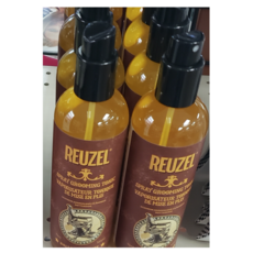 리우젤그루밍여자