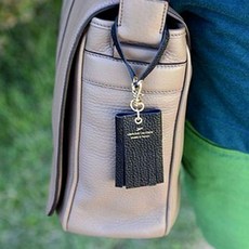 도매팡팡 플레픽 Holiday Tassle Tag 테슬형 네임택 여행용