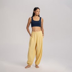 부디무드라 Diagonal jogger pants_Yellow