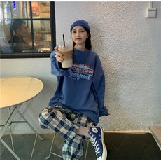 415e6cdbf7ed810877efefb08f5ea997d122046e2dc3657a278ea8f6ba66.jpg