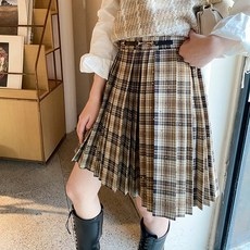 9a6e4bf7a44bedc3684aee17788dbd8fd384d7495410a4e7953844b02f31.jpg