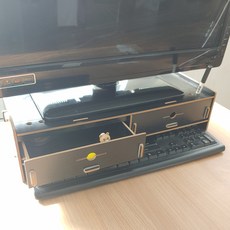 bcb12d985bca9a8188698f23fec5e074a6759e33afc6f64a7d5c712c29ae.jpg