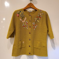 비꼴리끄가디건