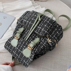 2e481243fc74f985b6a8a2dfb451ee36b326972b4a8a5f332e3c1497fad4.jpg