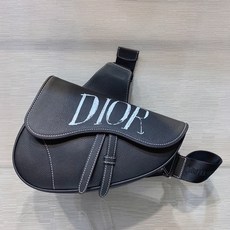 93d9ec7fe9588e08ddcba1c312178e8e5593708132970e74fc17197f4a69.jpg