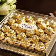 Ferrero Rocher 페레로로쉐 프리미엄 헤이즐넛 밀크 초콜릿 24개입 발렌타인 선물용, 1개, 300g
