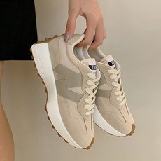 샤넬레이스업