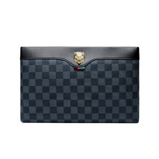 구찌타이거클러치