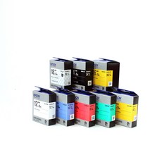 3b56244a5a71d47693aa6072b8dc464c5b466c8983b6472f3eb5819bf186.jpg
