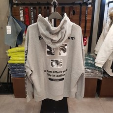 850f36216d1828f5fca7d95cd75059d47c2b66f6298a200f0e961782ab5b.jpg