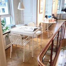 Hay Palissade Bench 팔리사드 카페 인테리어 밴치 테이블, 70쪽 테이블 1장+의자 2장