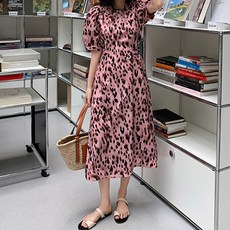 0f32550642a9afbaceb778d1977379077f06ef88d1d3161771d82dde58cd.jpg