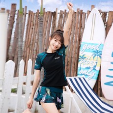 커플 수영복 반팔 자외선차단 분리 패션 한국남 반팔 여성세트 서핑 비치수영복