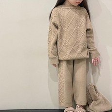 러블리 엠마 아동 상하세트 니트 스웨터 밴딩 와이드 팬츠 꽈배기 남여공용 겨울