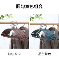 f0e69546e195550d1720a3520113a92cdda713ec7eb1e80511c7db7f3070.jpg