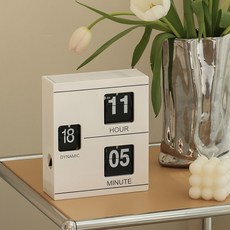 액션가면알람시계