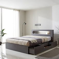 8bd95fdf985f8832f7be8c57a46d1369fd9dc19e5e1f3843f04bb628dca8.jpg