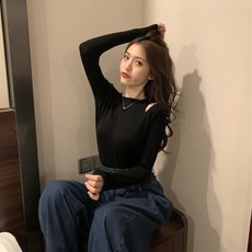 블랙 여성 긴 소매 이너웨어 겨울 가을 기계 조심 섹시 오프숄더 어깨트임 상의 감각 슬림