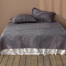 4d06d0330cc2b0f54381a95a3868afc09c162ddd5d19de36080c6ac712e9.jpg