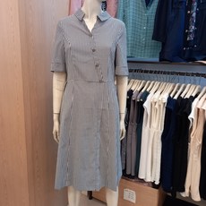 크로커다일레이디 논현점 올리비아하슬러 이월상품 ## 심플하고 시원한 원피스**