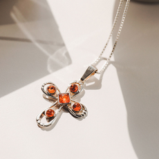 호박보석목걸이