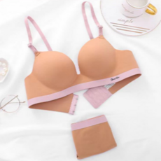 러블리 밴드포인트 노와이어 왕뽕 볼륨 브라 팬티 세트