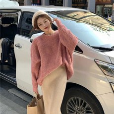 여성 팝콘 숏 라운드넥 부클 니트 스웨터