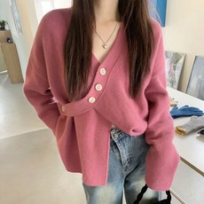  [랜덤플레이] 루즈핏 언발란스 브이넥 트임 니트 가디건 