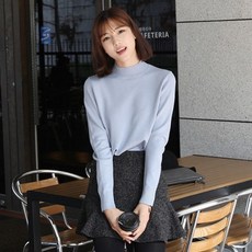 데일리앤 컬러뷰 반폴라 니트티