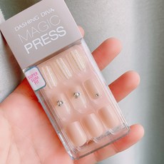 네일 스티커 인조 손톱 네일 글루 한국 Dashing Diva 네일 패치 완제품 임산부 착용식 탈착식 네일 스티, 단일옵션, 로즈 레드 D538 누드 패션 스트라이프