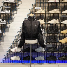 아디다스패디드트랙탑