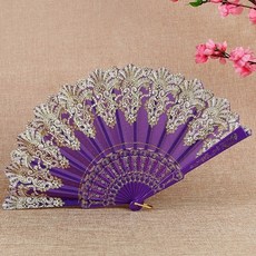 판소리를연극화하여공연